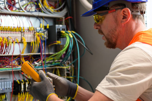 Best Emergency Electrical Repair  in Newberry, FL